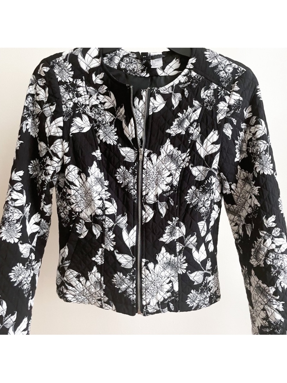 Black Floral Quilted Zip Jacket